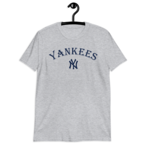 yankees t shirt